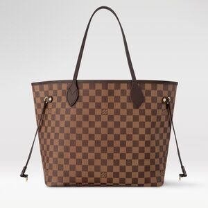 Louis Vuitton Neverfull MM with Wristlet